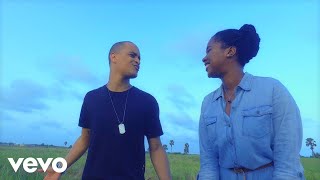 Elida Almeida  É Zonban Clip officiel ft Djodje [upl. by Wie]