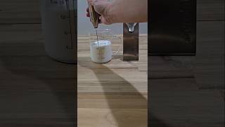 Aerolatte Handheld Milk Frother [upl. by Barr]